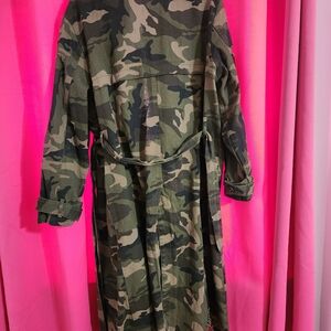 Distressed Camo Trench Coat - Green Camouflage